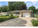 5750 Kroncke Dr, Madison, WI 53711