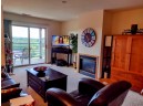 102 Prairie Heights Dr 413, Verona, WI 53593