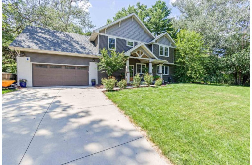 1402 E Skyline Dr, Madison, WI 53705