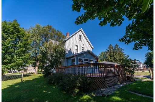 423 S Main St, Verona, WI 53593