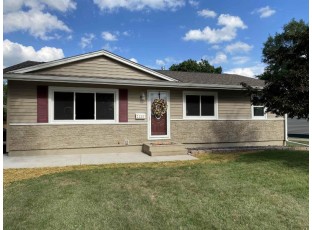 2203 Frontier Rd Janesville, WI 53546