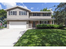 100 W Macarthur St, Sun Prairie, WI 53590