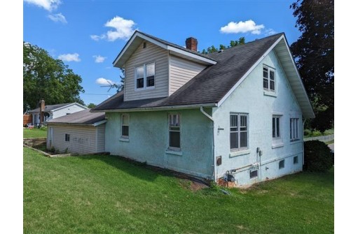 226 E Spring St, Dodgeville, WI 53533