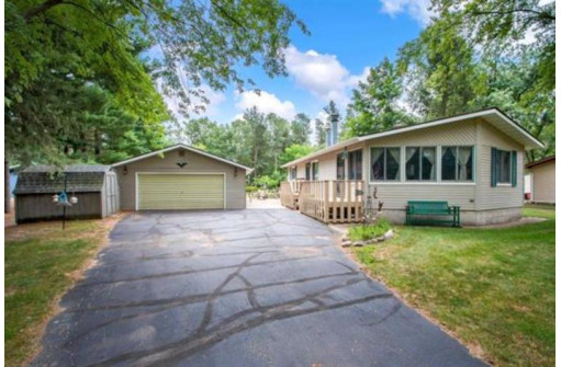 318 Dover Ct, Nekoosa, WI 54457