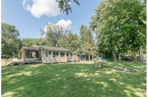 W1081 Rest Haven Ln, Montello, WI 53949-7949