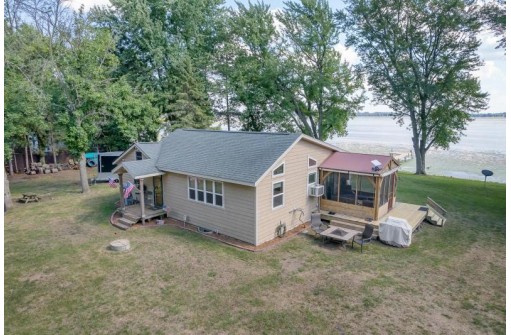 W1081 Rest Haven Ln, Montello, WI 53949-7949