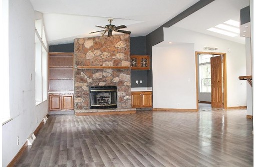 1335 Fern Dr, Wisconsin Dells, WI 53965-0000