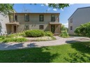 7207 Park Shores Ct, Middleton, WI 53562