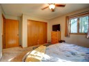 532 Cherry Wood Dr, Oregon, WI 53575