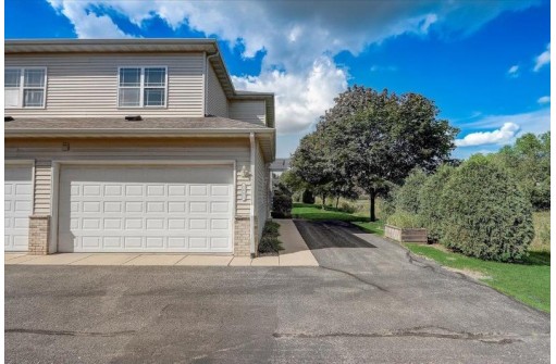 4023 Maple Grove Dr, Madison, WI 53719