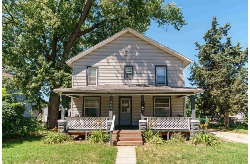 1302 Jerome Ave, Janesville, WI 53546