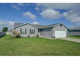 2418 Quail Ridge Dr Janesville, WI 53546