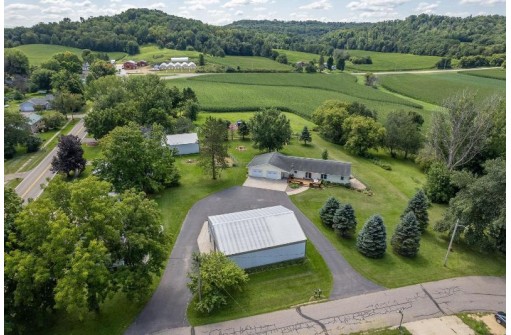 350 4th St, La Valle, WI 53941