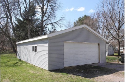 621 S Thomas St, Westfield, WI 53964-0000