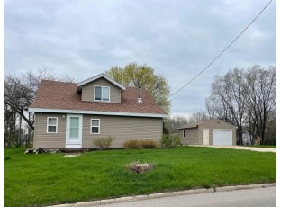 214 Birch Ave Beloit, WI 53511