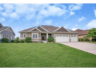 1491 Pebblebrook Tr Sun Prairie, WI 53590