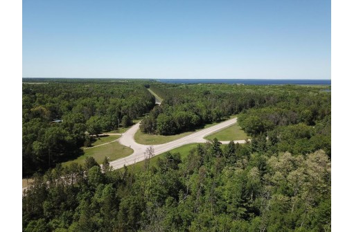 5 AC Hwy 21, Necedah, WI 54646