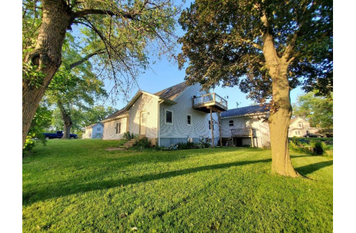 213 Morton St, Pardeeville, WI 53954