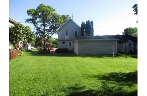 305 E North St, DeForest, WI 53532