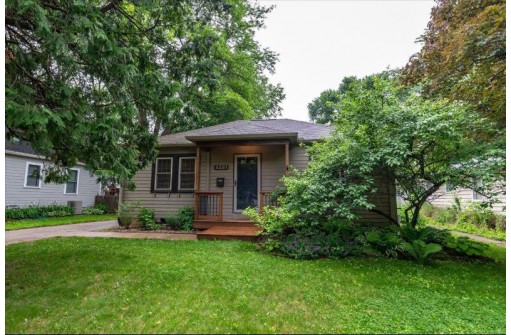 4251 Beverly Rd, Madison, WI 53711