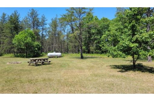 676 County Road Z, Nekoosa, WI 54457