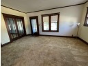 511 E Oak St, Juneau, WI 53039