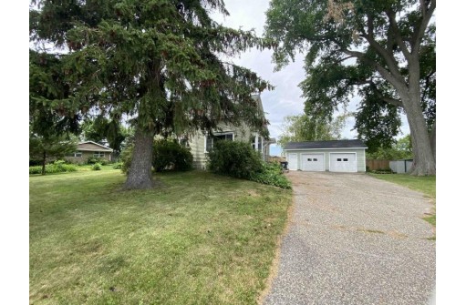 509 Grayside Ave, Mauston, WI 53948