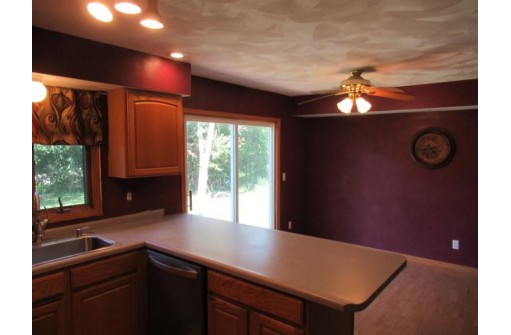 3213 E Dix Dr, Milton, WI 53563-9245