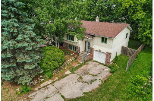 4506 Jenewein Rd, Madison, WI 53711