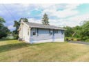 118 S Silver Lake Dr, Portage, WI 53901