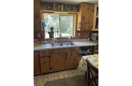 W5257 Aroma Ln, Necedah, WI 54646