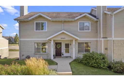 6965 Chester Dr A, Madison, WI 53719