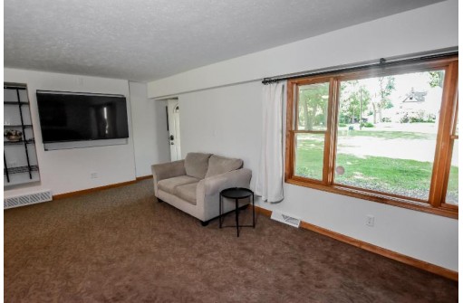 W1944 S Lawson Dr, Green Lake, WI 54941