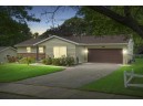 6810 Stratford Dr, Madison, WI 53719