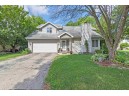 2602 Green Ridge Dr, Madison, WI 53704