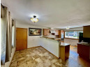 190 Davison Dr, Sun Prairie, WI 53590