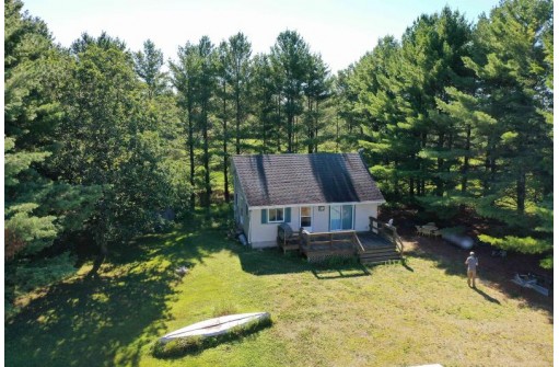 N2901 33rd Ln, Berlin, WI 54923