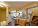 981 Augusta Dr 11, Oregon, WI 53575