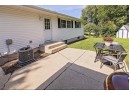 909 Monroe Ct, Stoughton, WI 53589