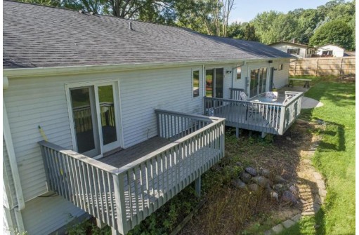 1684 Bell View Rd, Stoughton, WI 53589