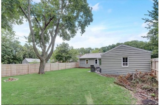 110 S Midvale Blvd, Madison, WI 53705