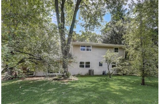 1714 Prairie Rd, Madison, WI 53711