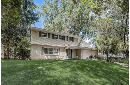 1714 Prairie Rd, Madison, WI 53711