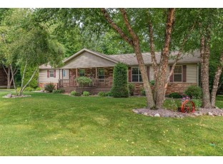 304 Berry Ln Wisconsin Dells, WI 53965