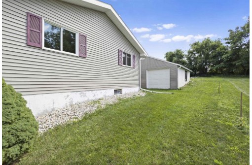 309 South Ave, Edgerton, WI 53534