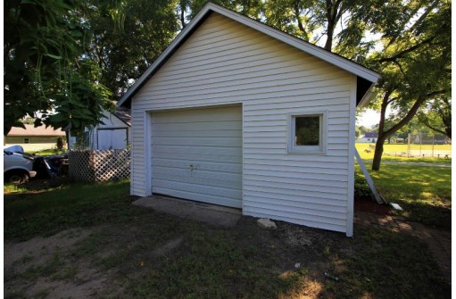 940 S Beaumont Rd, Prairie Du Chien, WI 53821