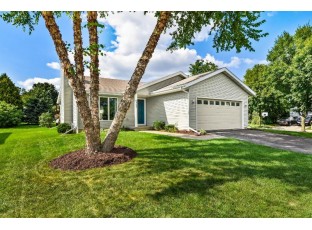 6402 Dylyn Dr Madison, WI 53719