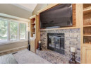 7705 Kenyon Dr, Middleton, WI 53562