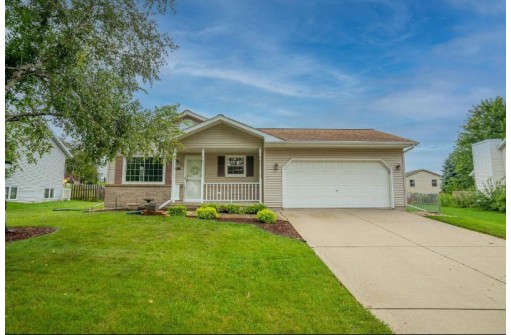 5121 Prairie Rose Rd, Madison, WI 53704