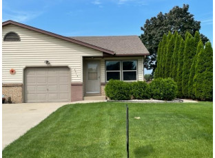 2718 N Robinson Dr Beloit, WI 53511